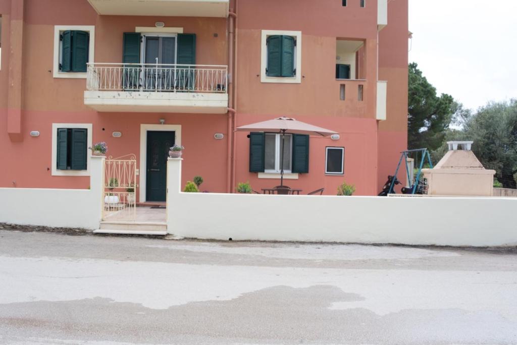 Nicks Cosy Apartment Lefkada City Екстер'єр фото